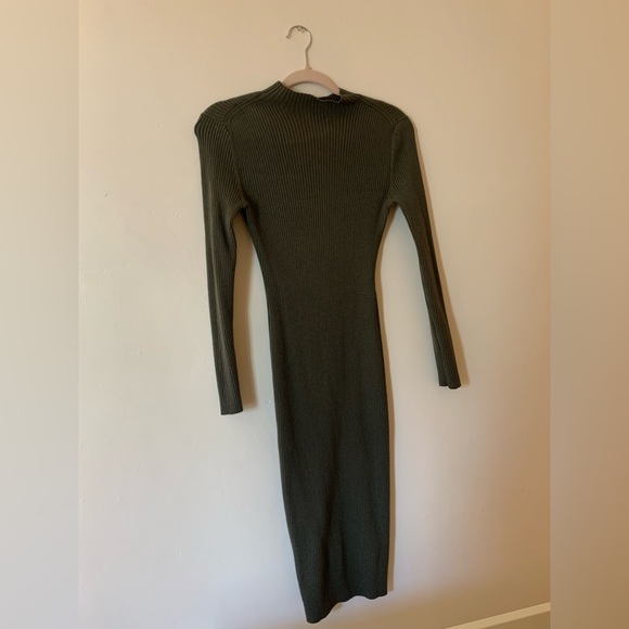 • H&M green maxi dress - Picture 3 of 3